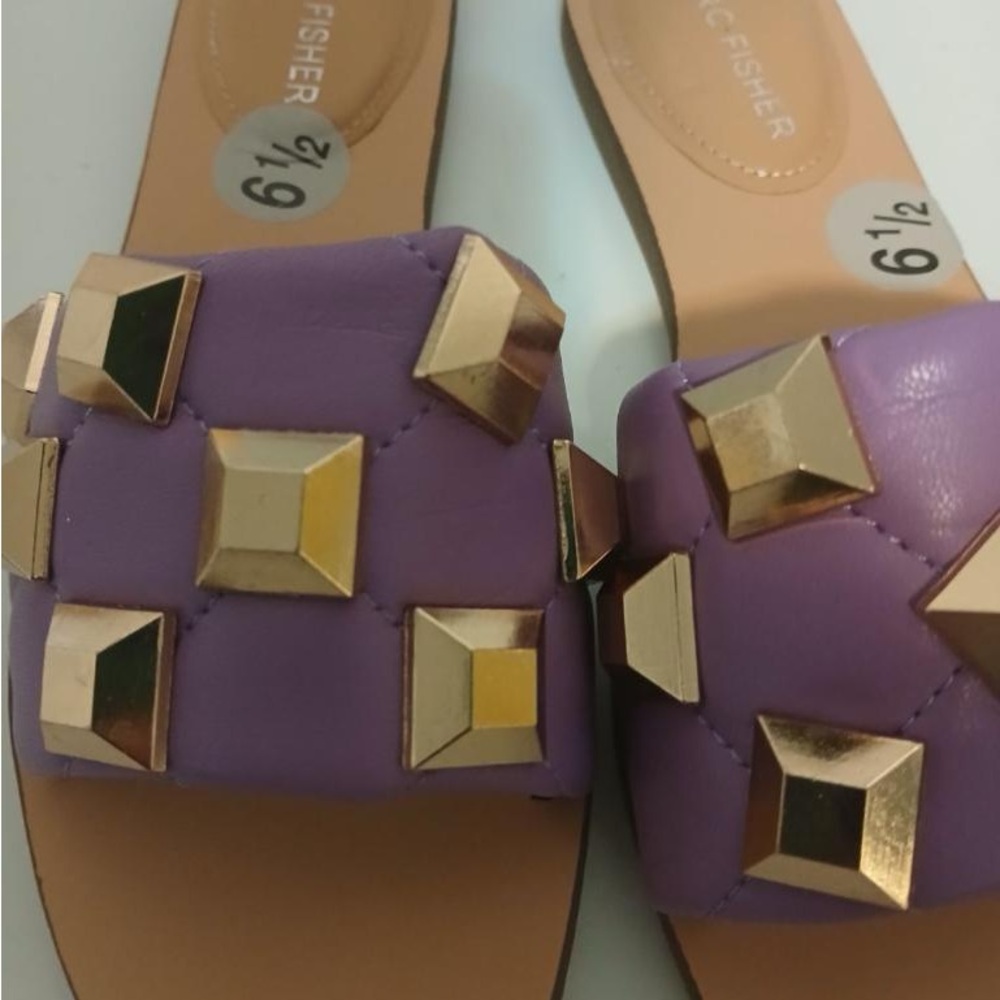 Sandals - Picture 2 of 4